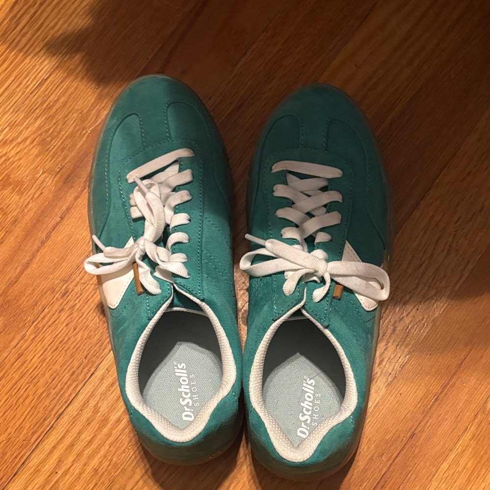 Dr. Scholl's Turquoise Sneakers with Cream Laces